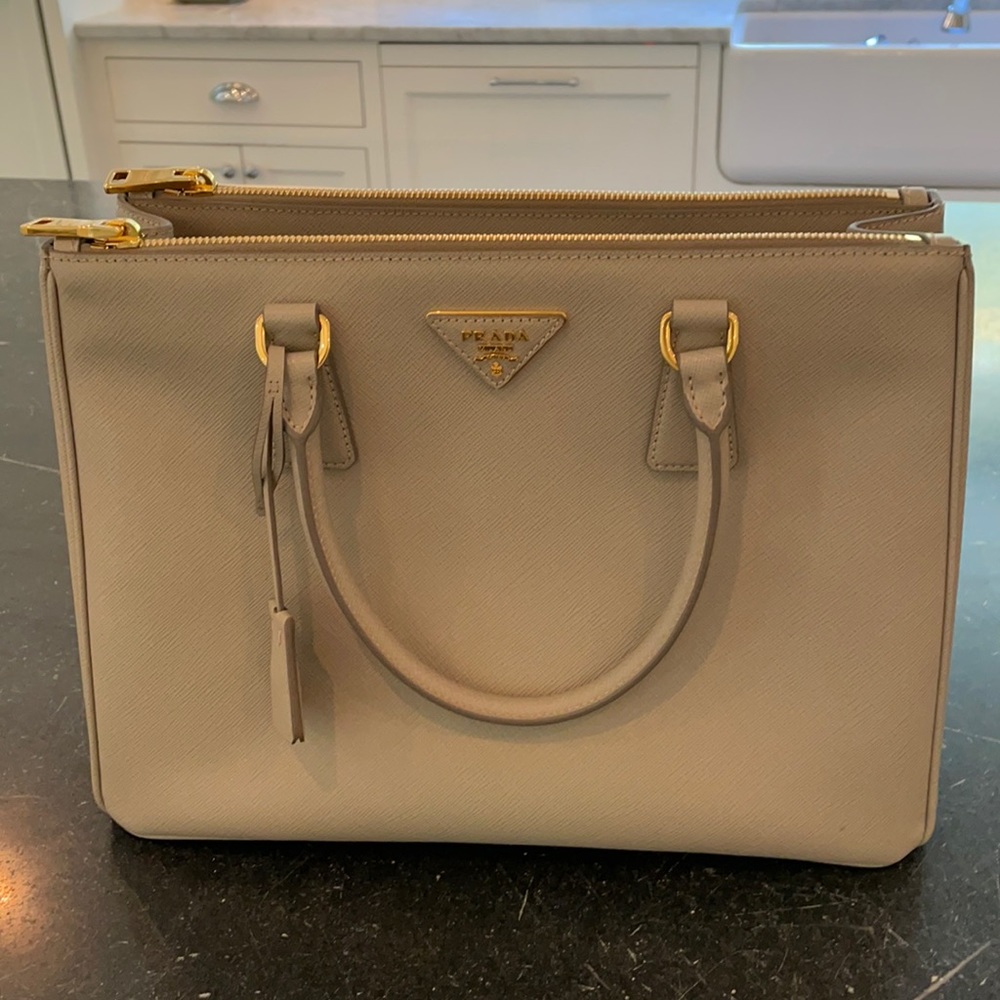 Prada Galleria Saffiano leather Large Bag